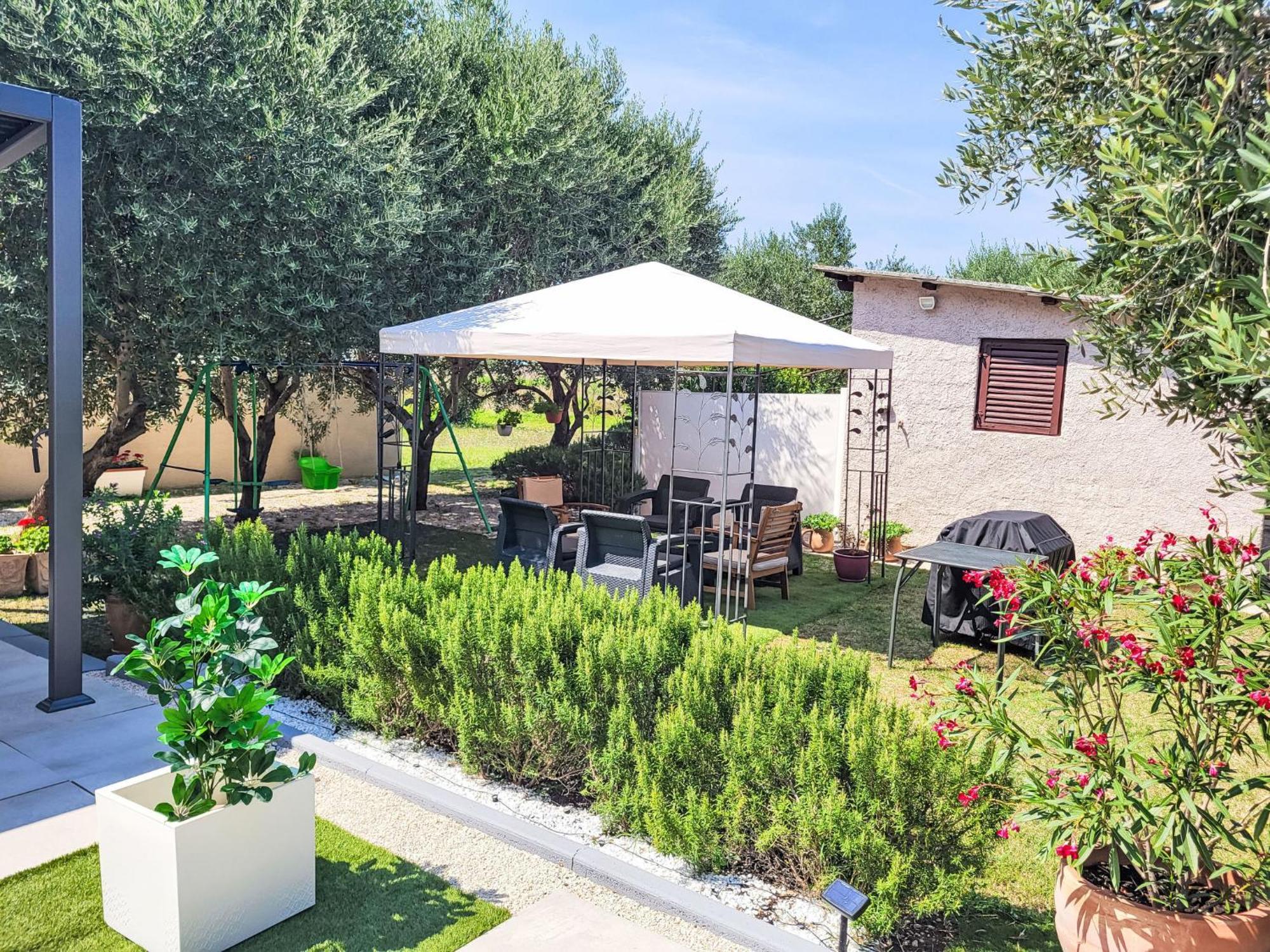 Holiday Home Ive By Interhome Петрчане Экстерьер фото